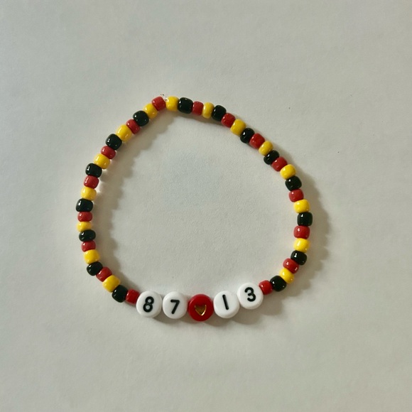 Taylor Swift & Travis Kelce bracelets, Set of 3 - Picture 5 of 5